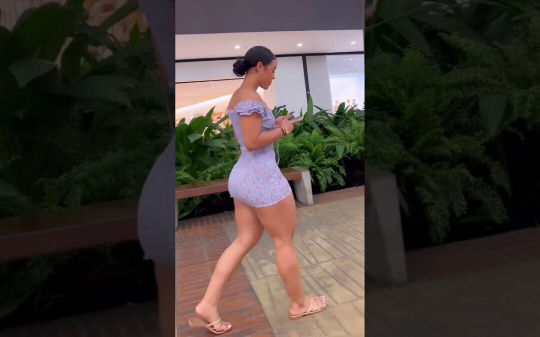 Tumulata Beautiful supermodel. #instagram #tiktok #curvy #fashiontrends #latin #shorts #reels #reel